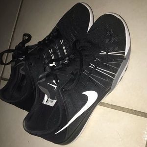 Nike TR 6
